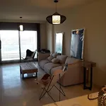 Dreamhomesbymaria New Modern Apartment Next To Golf With Wifi