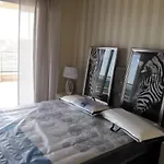 Dreamhomesbymaria New Modern Apartment Next To Golf With Wifi